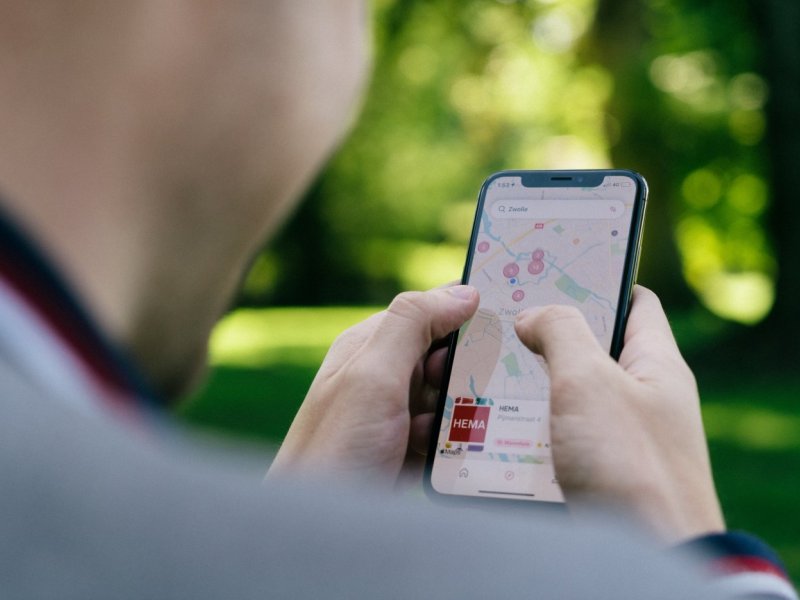 WiFi router rental (Pick up from Airport Assistant)