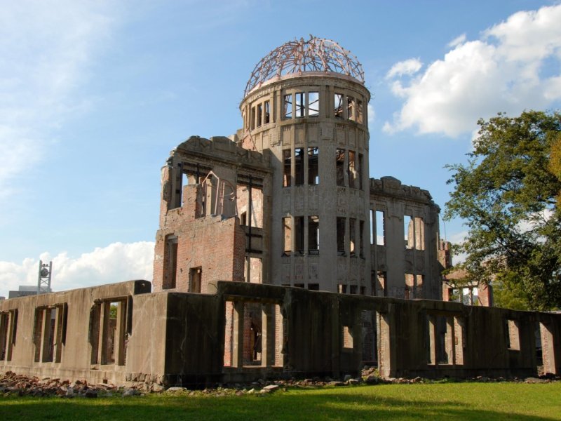 Peaceful Hiroshima & Miyajima UNESCO 1 Day Bus Tour(without lunch)