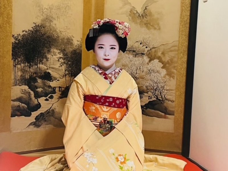 Maiko-san Zashiki Experience <lunch box from Gion Japanese Kappo>