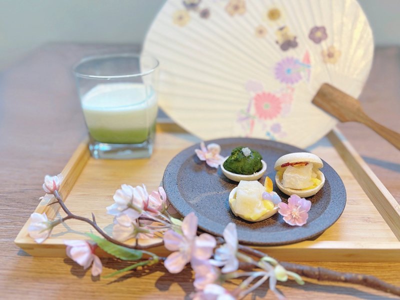Hands-On Japanese Craft in Tokyo with Mochi Wagashi & Matcha